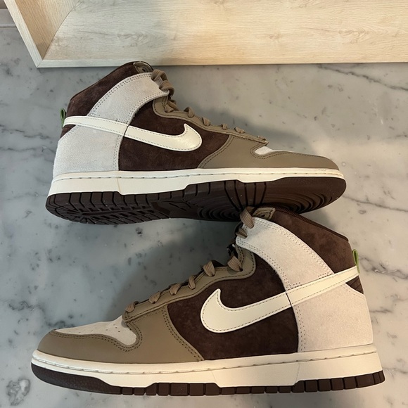 Nike Dunk High - Picture 4 of 6